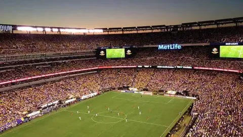 【足球】周六006 西甲对决：莱加内斯迎战阿拉维斯