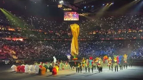 【独家爆料】迪马揭秘：科莫与巴萨加速昆卡转会进程，新星即将加盟希洪体育开启租借之旅！